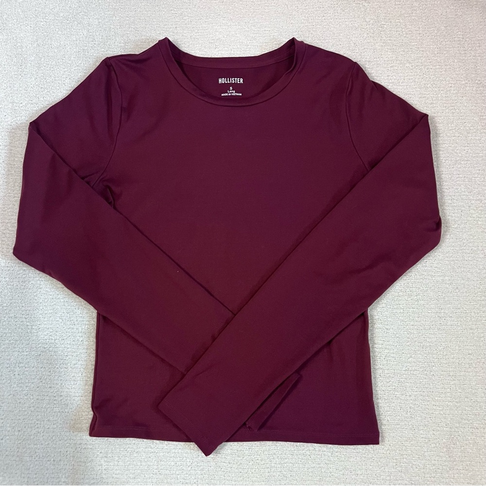 Hollister Red Fitted Long Sleeve T-Shirt